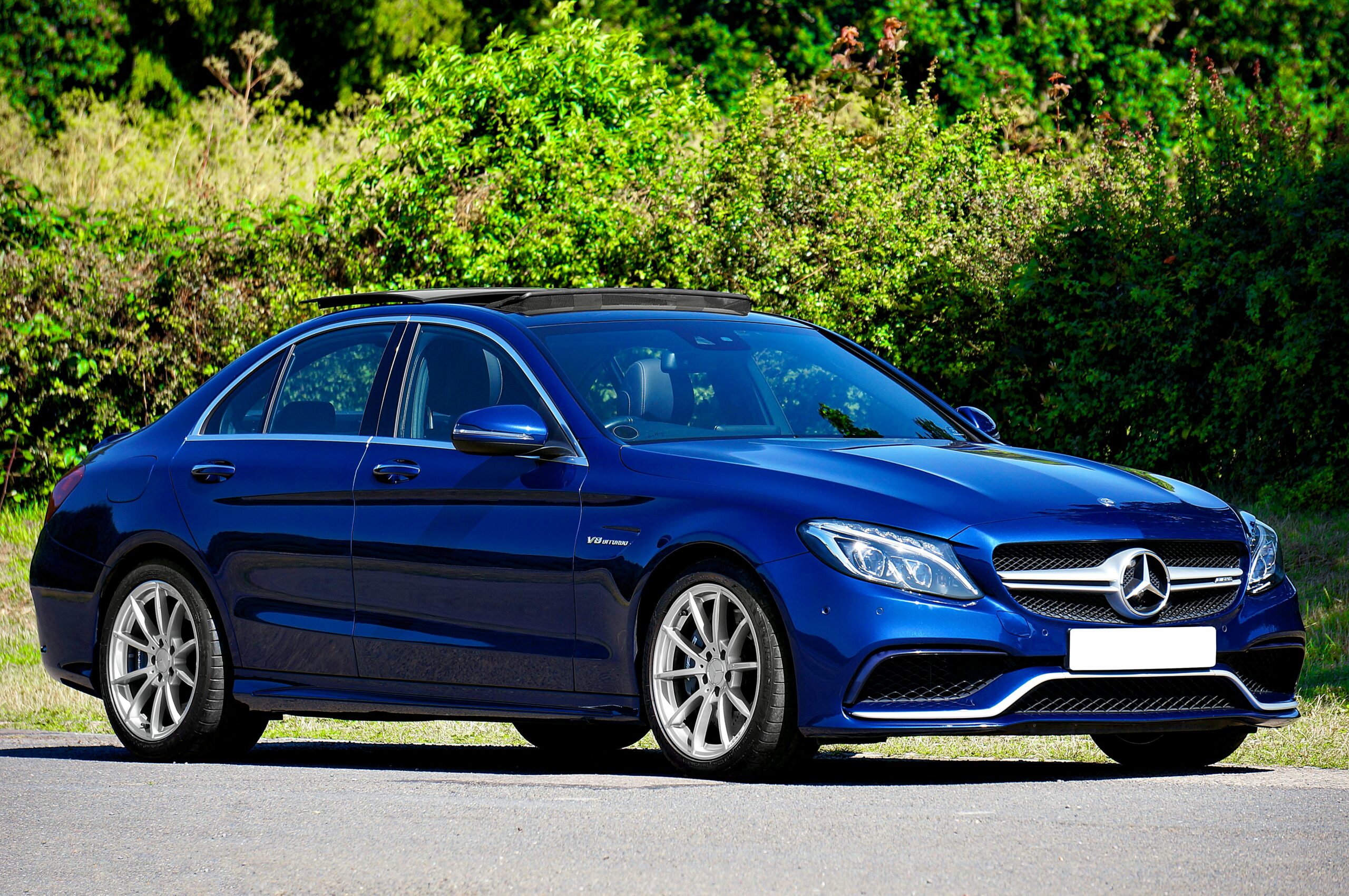 Should You Buy or Lease a Car in 2026